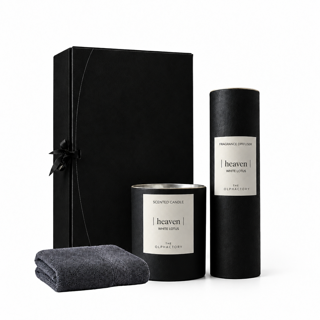 The Olphactory | Scent & Glow White Lotus | Geurkaars | Geurstokjes | Gastendoekje